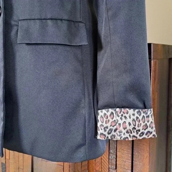 Black Blazer with Animal Print Cuffs Size Small - Picture 6 of 13